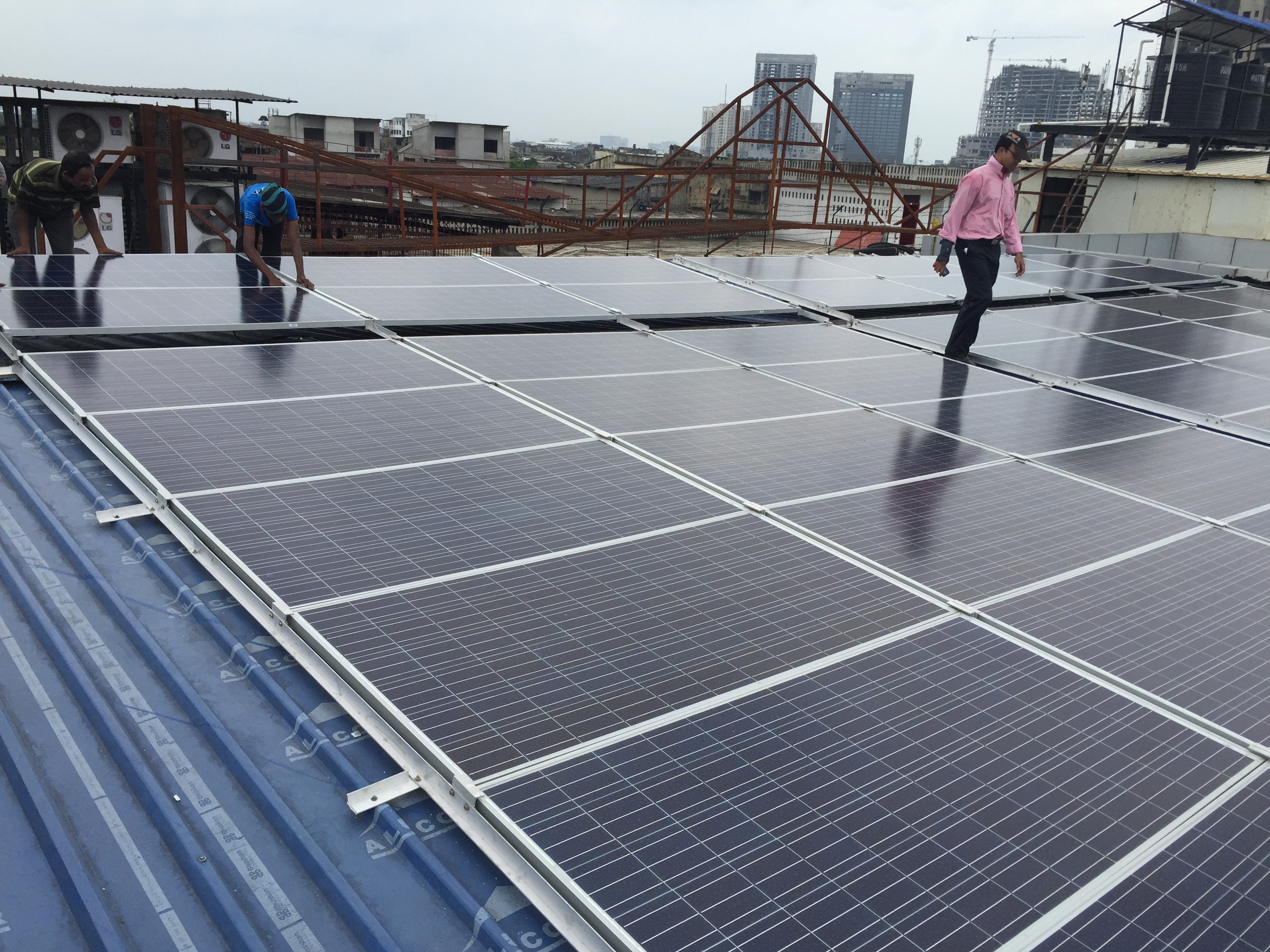 Factors to Consider When Selecting a Solar EPC Company                                            